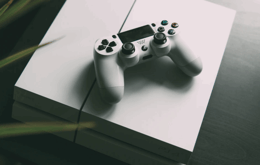 is-een-refurbished-ps4-de-moeite-waard