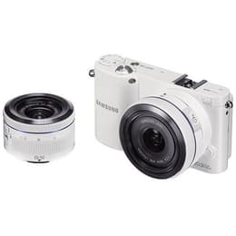 NX1000 - Wit + Samsung Samsung NX 20-50 mm f/3.5-5.6 ED f/3.5-5.6