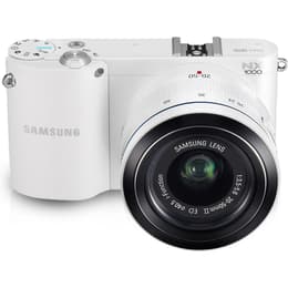 NX1000 - Wit + Samsung Samsung NX 20-50 mm f/3.5-5.6 ED f/3.5-5.6