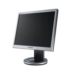 17-inch Samsung SyncMaster 740N 1280 x 1024 LCD Beeldscherm Grijs