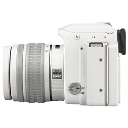 Camera's Pentax KS1 + Objectif Pentax 18-55 mm