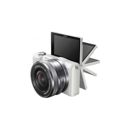 Alpha 5000 - Wit + Sony Sony E PZ 16-50mm f/3.5-5.6 OSS f/3.5-5.6