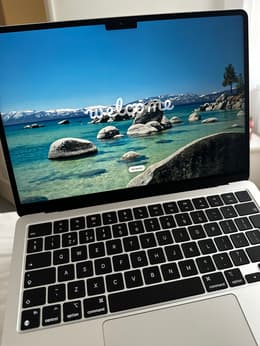 MacBook Air 13