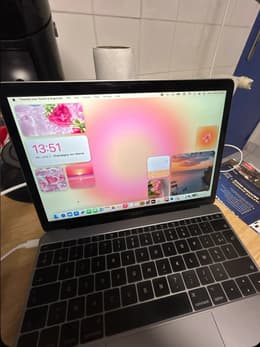MacBook 12