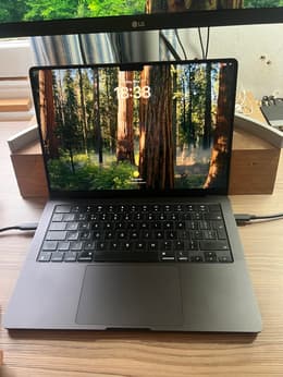 MacBook Pro (M3 series) Refurbished | Back Market