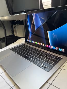 MacBook Pro Touch Bar 13