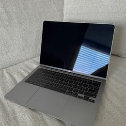 MacBook Air 13 MacBook Air 13