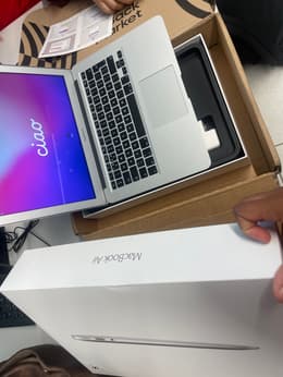 MacBook Air 13