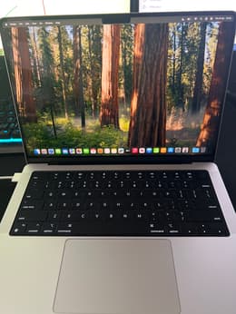 MacBook Pro 14