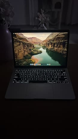 MacBook Air 13