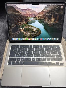 MacBook Air 13