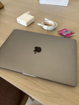 MacBook Pro 13