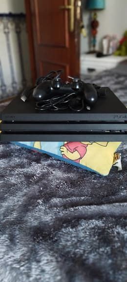 PlayStation 4 Pro 1000GB - Wit | Back Market